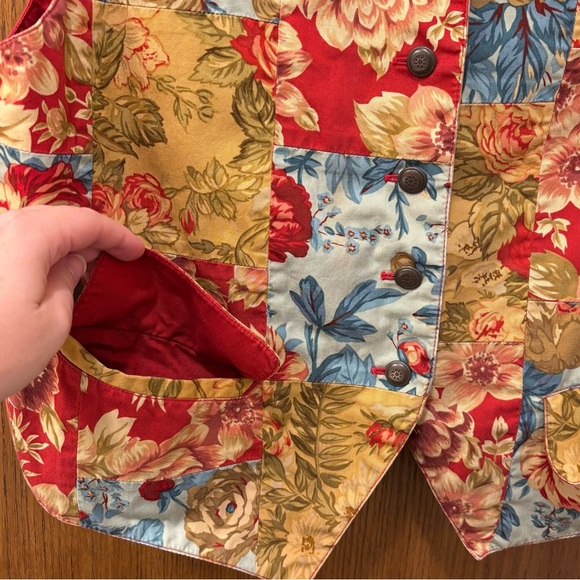 90s patchwork floral vest, size medium - Picture 4 of 7